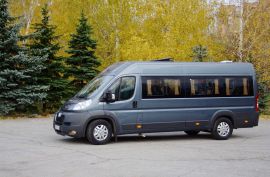 Аренда автобуса в Казани на 20 мест от частного водителя: комфорт и безопасность на каждом километре!